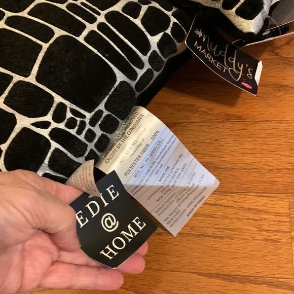 Edie@Home 12X20 pair of lumbar pillows.  Precious metals collection price FIRM - Picture 5 of 7